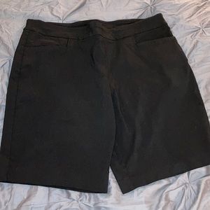 Time and Tru Bermuda shorts